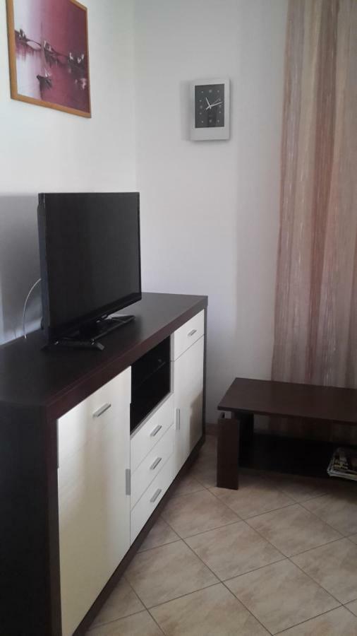 Vila Suzana Tribunj  Luaran gambar